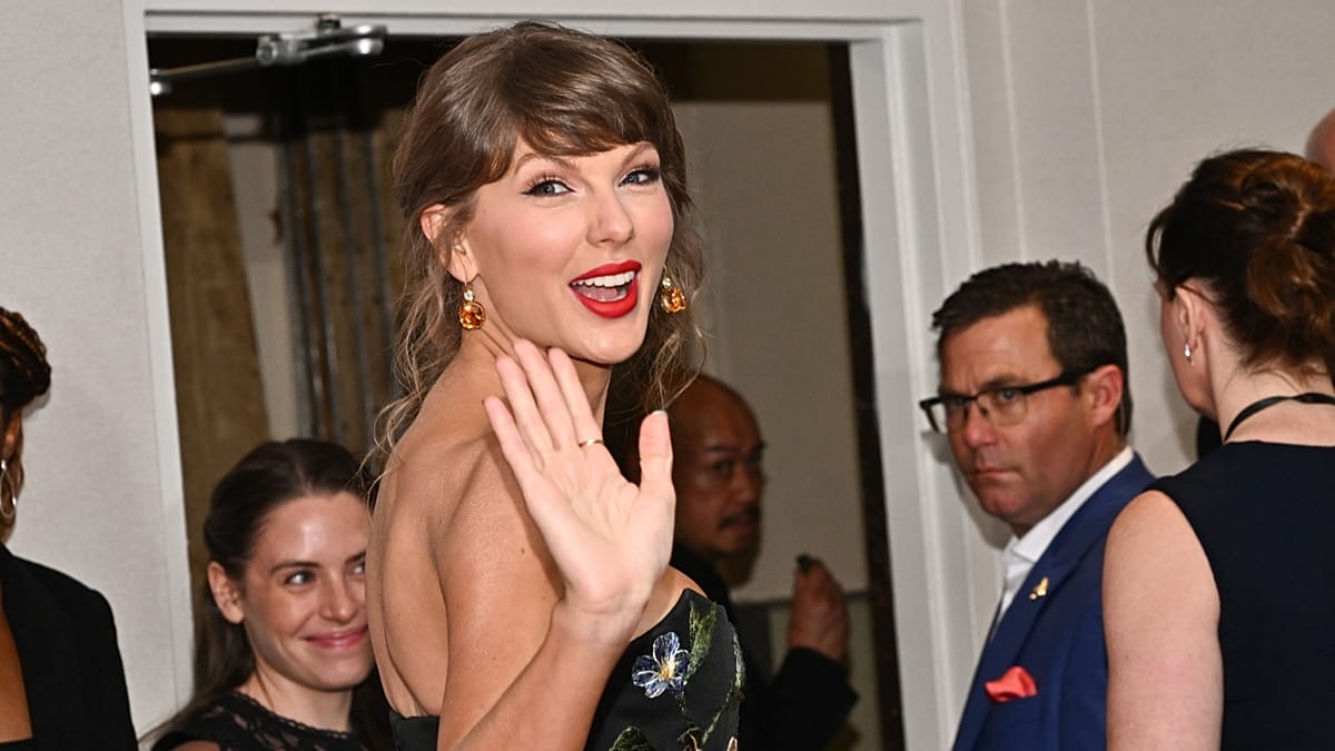 Taylor Swift tapo jauniausia moterimi Dainų autorių šlovės muziejuje: ką tai keičia popmuzikai