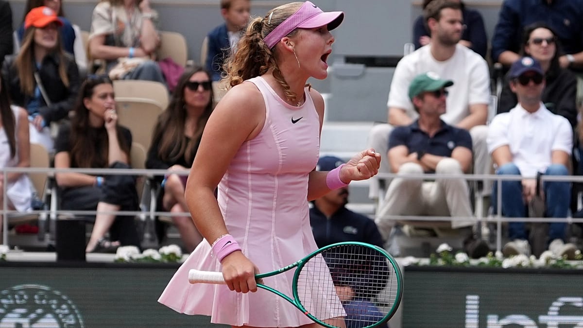 „Roland Garros“ finalas: 19-metė Mirra Andrejeva be vargo iškovojo pirmąjį „Grand Slam“ titulą