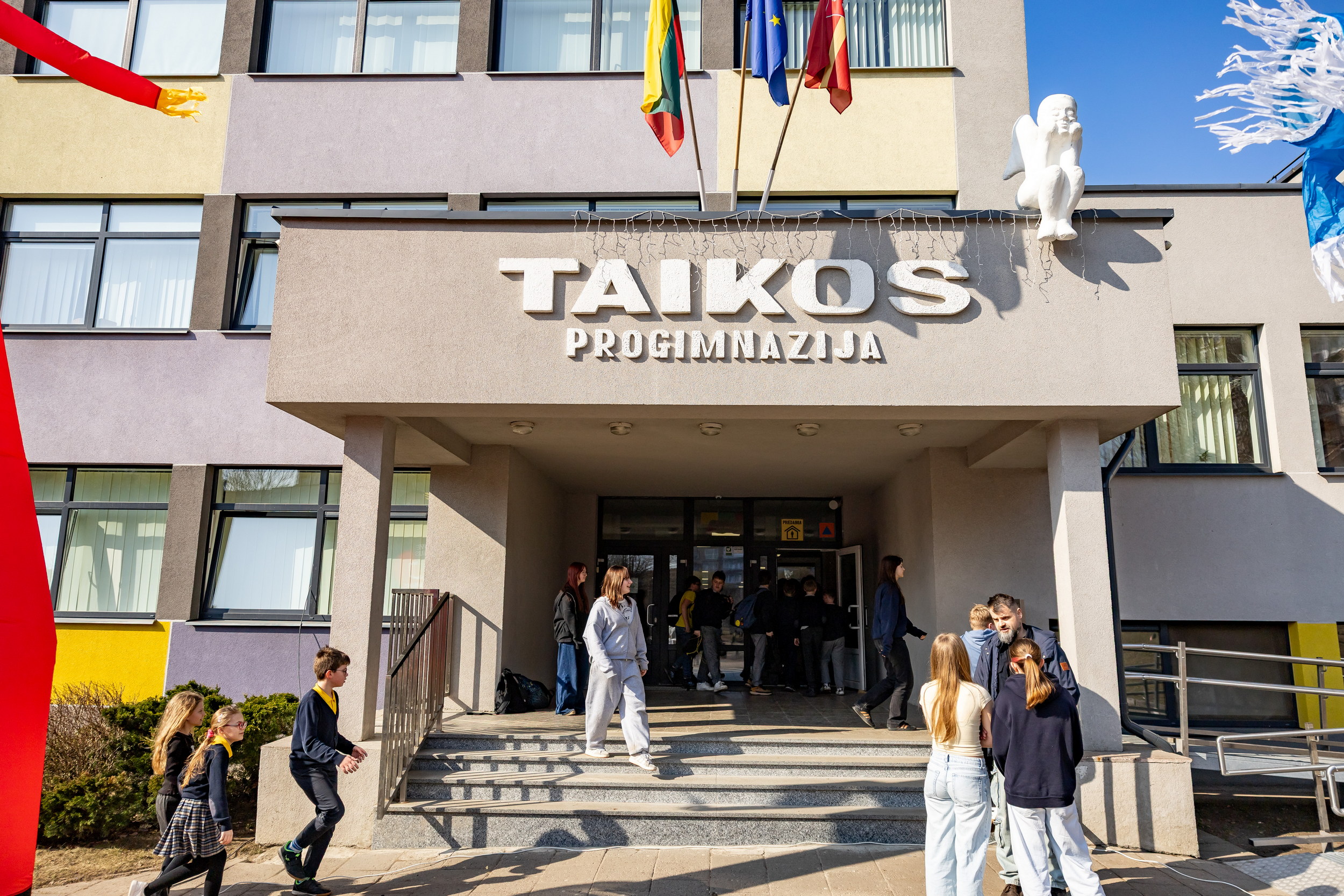 Vilnius žengia dar vieną istorinės atminties žingsnį: Taikos progimnazijai siūlomas Leonido Donskio vardas