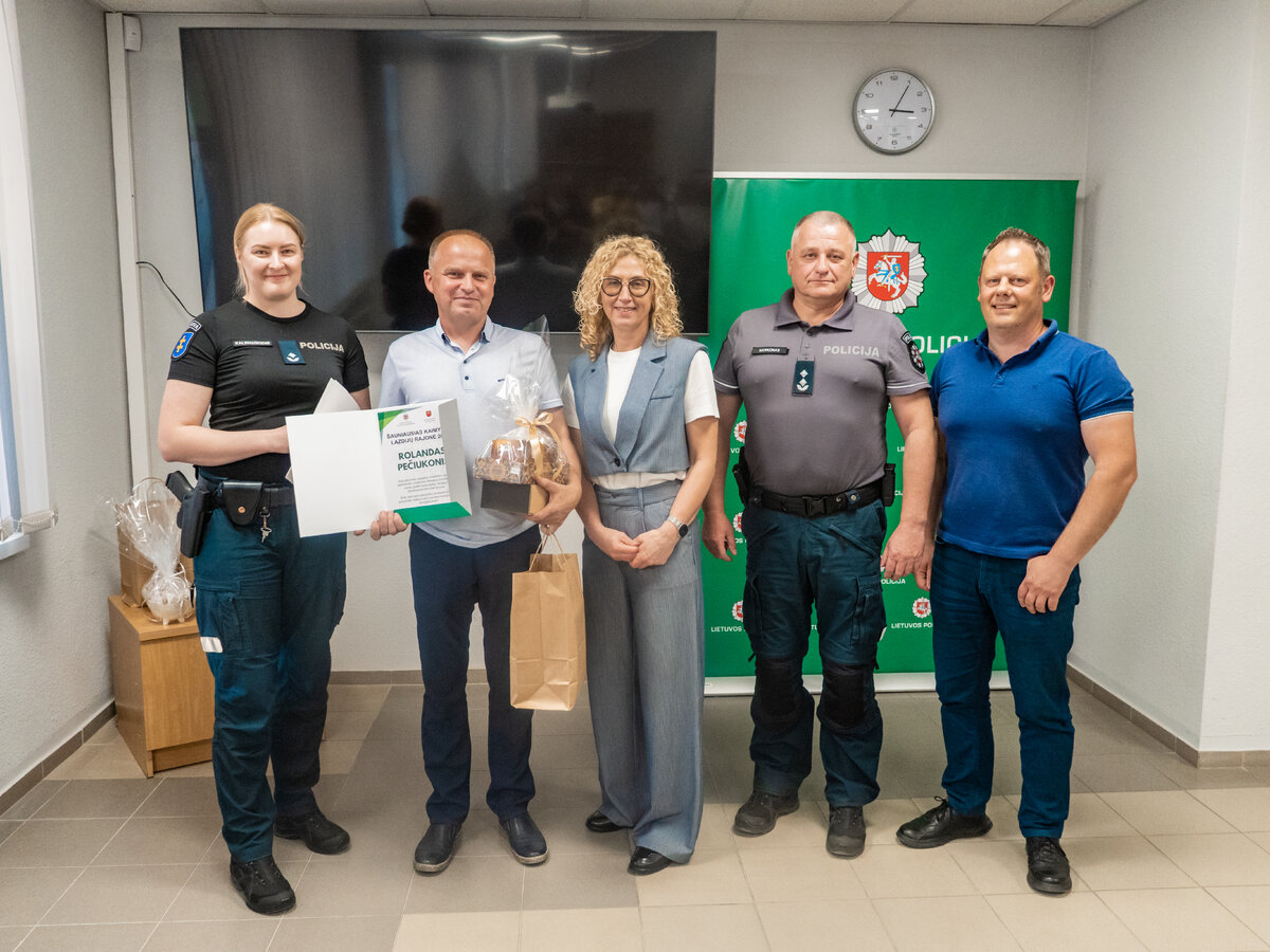 Lazdijų policijos konkursas „Šauniausias kaimynas 2026“: kas pelnė apdovanojimus ir nominacijas