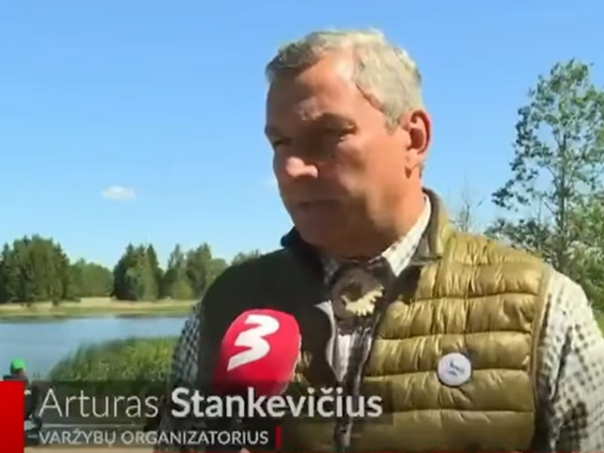 Kruojos užtvankoje susirungė meškeriotojai: laimikiai pasverti, žuvys paleistos atgal