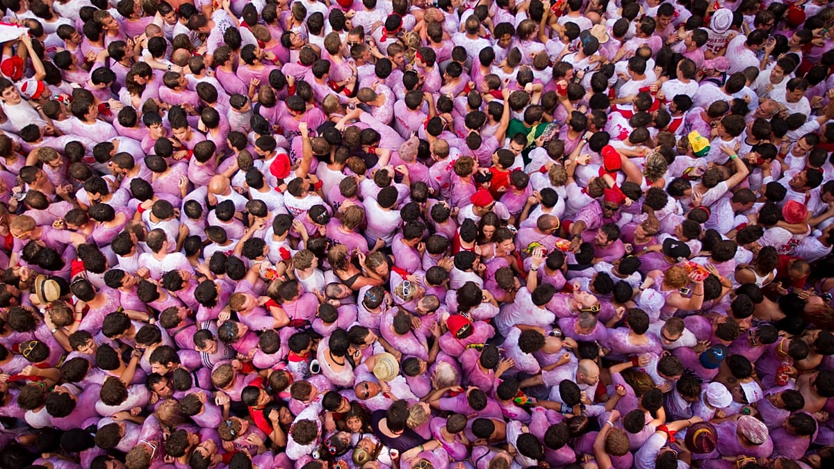 San Fermín 2026 Pamplonoje startavo minios akivaizdoje: pirmasis bulių bėgimas vyks antradienį