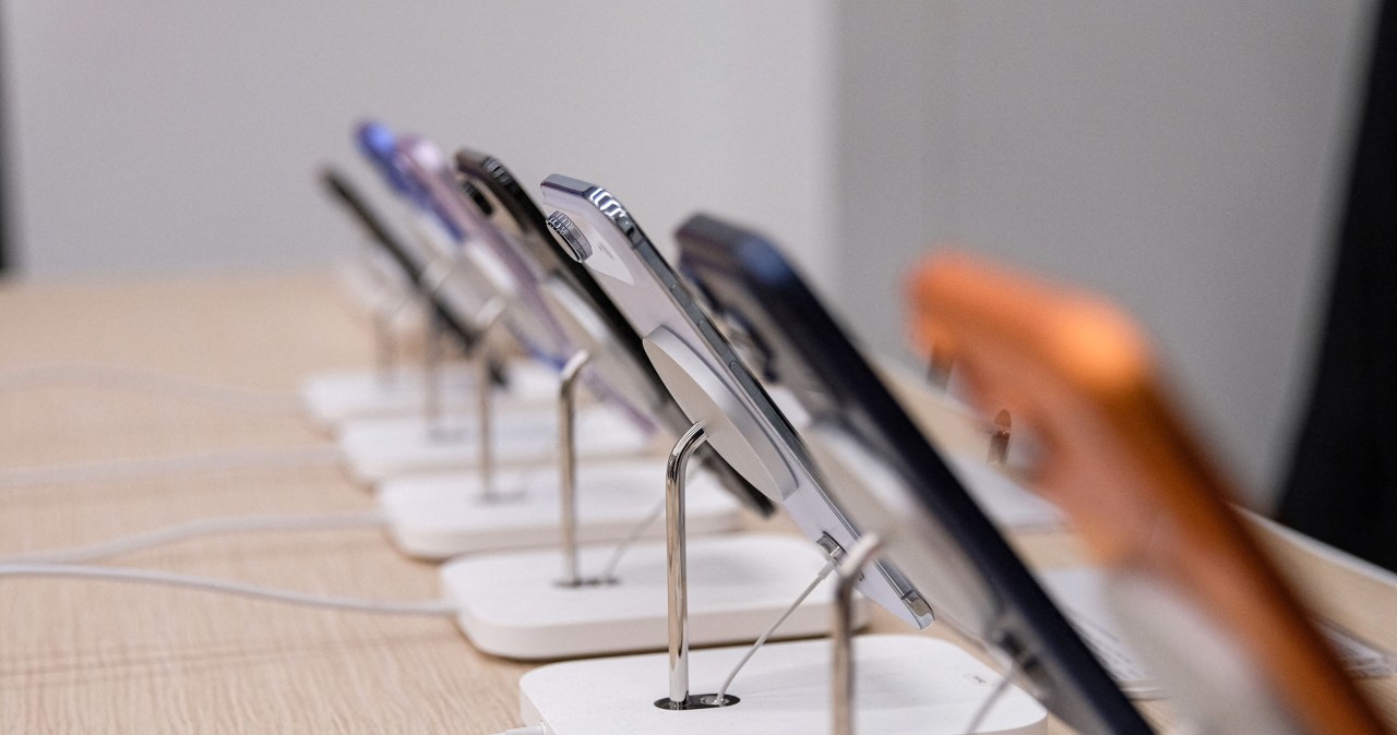 Sulankstomas „Apple“ iPhone Duo šokiruoja kaina: kiek jis gali kainuoti Lietuvoje?