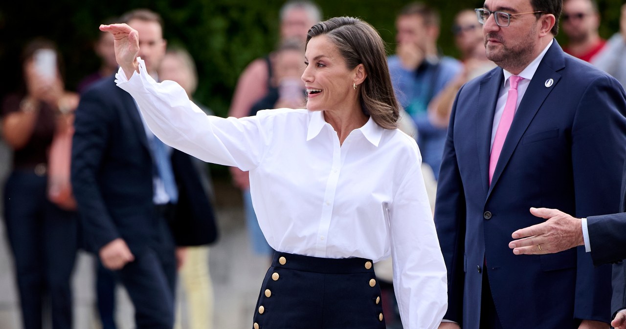 Iš pirmo žvilgsnio paprasta balta palaidinė, bet karalienė Letizia parodė detalę, kuri keičia viską