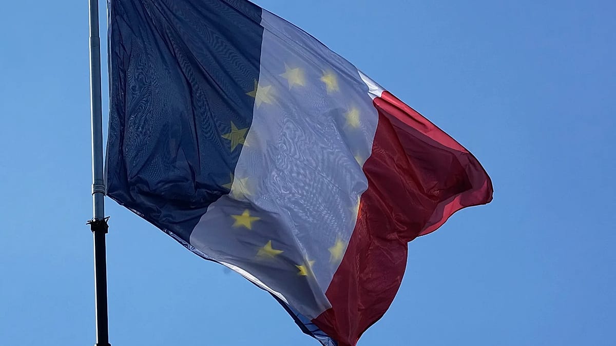 Prancūzija stoja skersai kelio: Europos Komisija nori prekybos sutartis tvirtinti tik anglų kalba