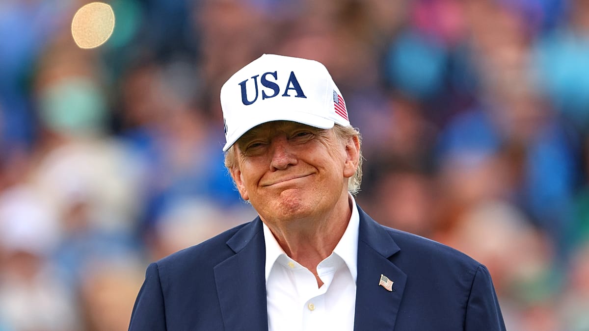 Trumpas netikėtai pažadėjo atšaukti 15 proc. tarifą airiškam viskiui: kas pasikeis?