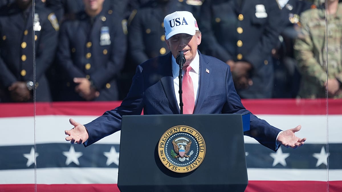 Trumpas smogia Kanados alkoholiui: draudimai, 50 proc. muitai ir grasinimai nutraukti sutartis