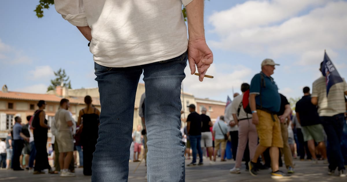 DI keičia nelegalių cigarečių verslą: ES auditoriai įspėja dėl naujų fabrikų Europoje