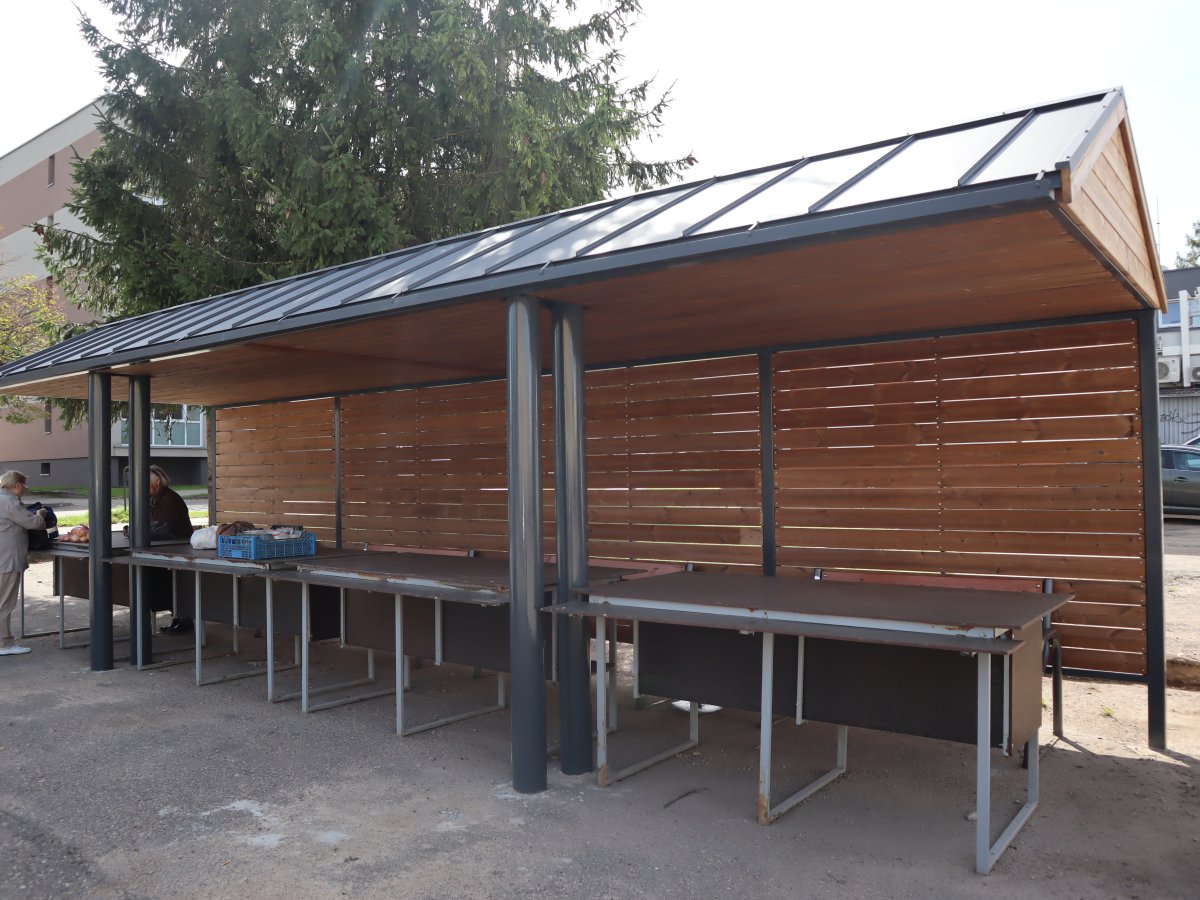 Zarasuose turgavietė keičiasi neatpažįstamai: naujas paviljonas žada patogumą visiems
