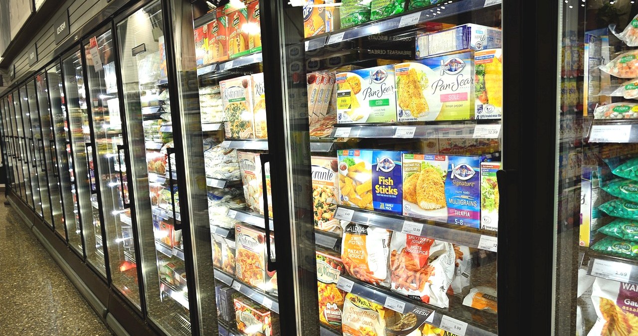 Įsilaužėliai „išvirė“ supermarketų šaldiklius: temperatūra kilo iki 50°C, maistas – į šiukšlyną